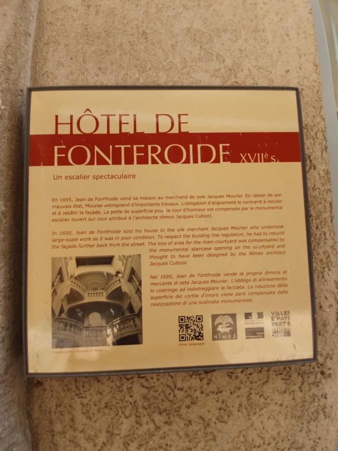 Au Coeur Du Centre Historique - Immeuble Classe - Terrasse - Climatise Nîmes Kültér fotó